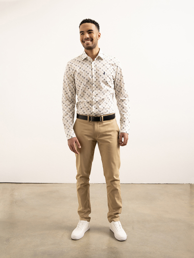 Mens Relaxed Fit Essential Chino
