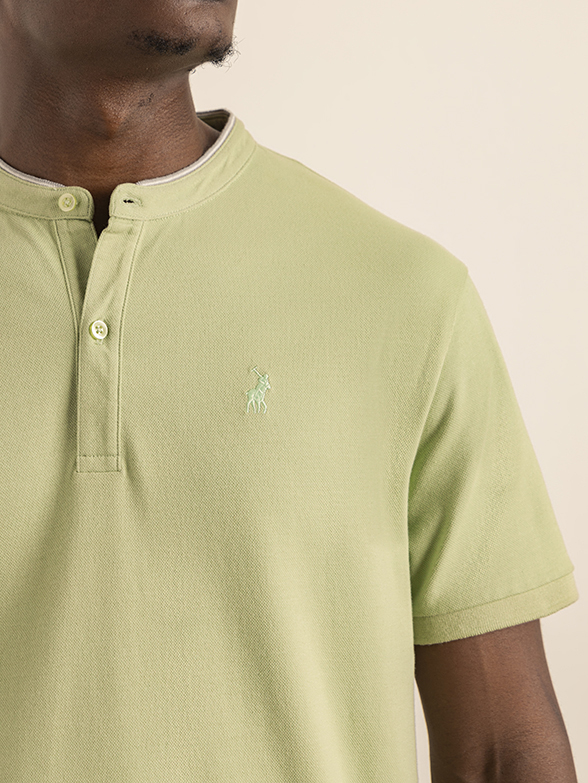 Mens Short Sleeve Mandarin Collar Golfer Shirt - Front Left Shoulder 